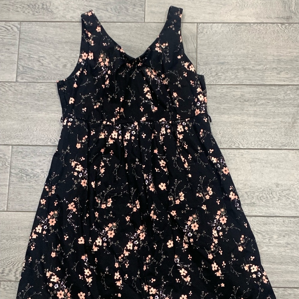 Motherhood Maternity floral dress size M